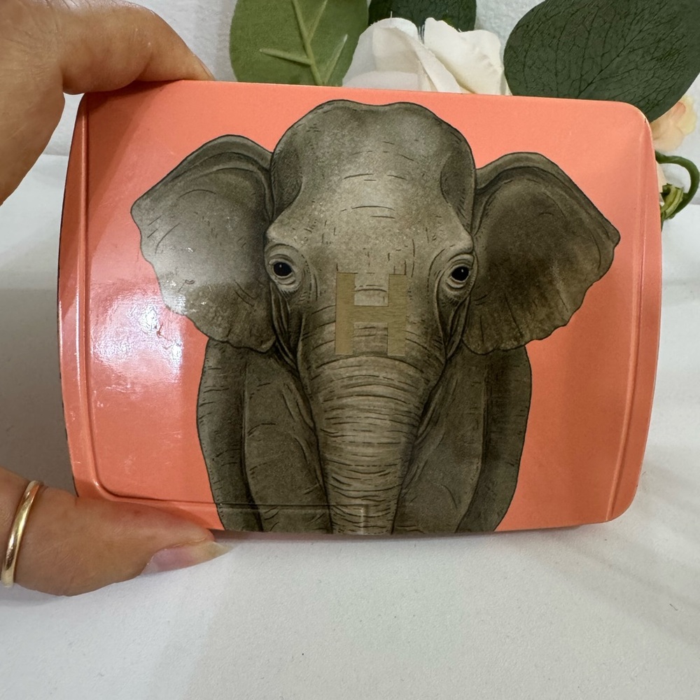Hourglass AMBIENT LIGHTING EDIT UNLOCKED ELEPHANT - Picture 5 of 9